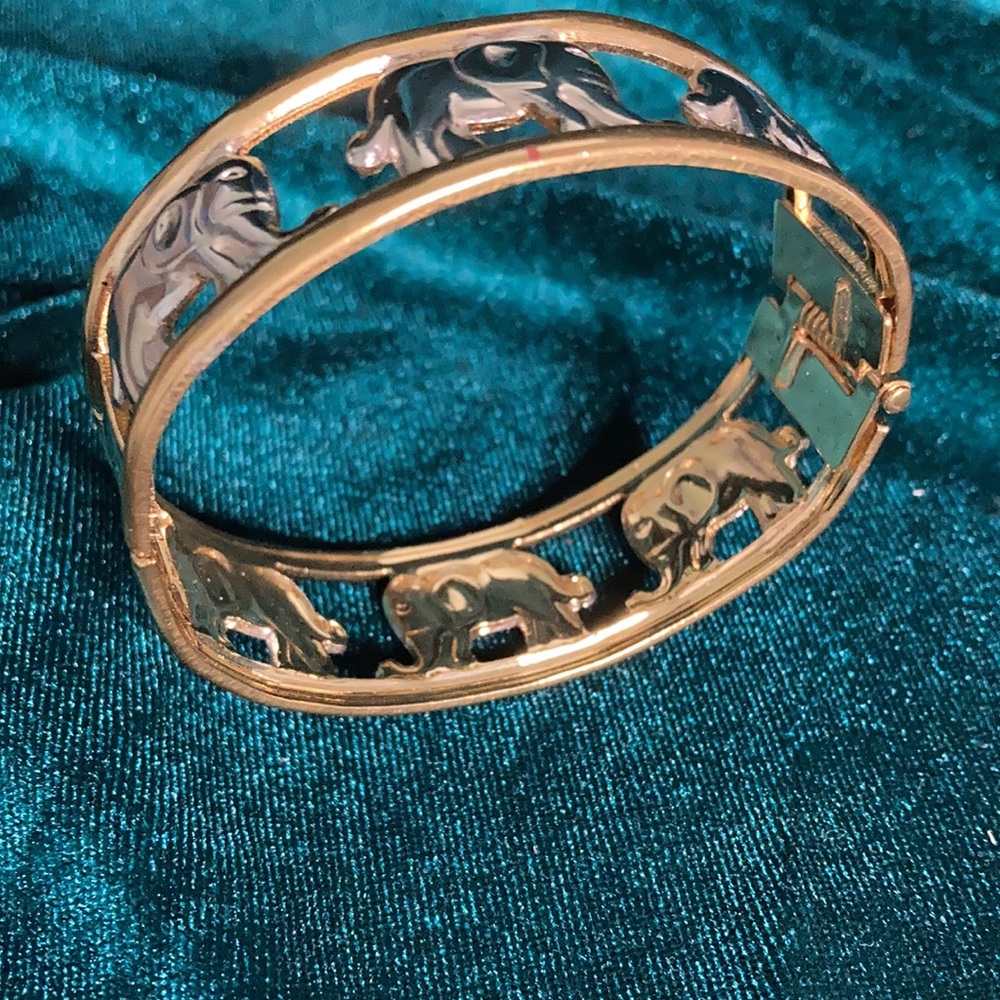 2 tone elephant cuff bracelet - Picture 3 of 5